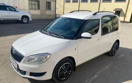 Skoda Roomster, 2014 год, 710 000 рублей, 2 фотография