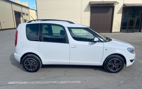 Skoda Roomster, 2014 год, 710 000 рублей, 3 фотография