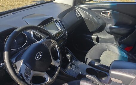 Hyundai ix35 I рестайлинг, 2013 год, 1 300 000 рублей, 9 фотография