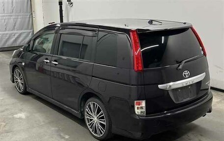 Toyota ISis I, 2013 год, 1 250 000 рублей, 14 фотография