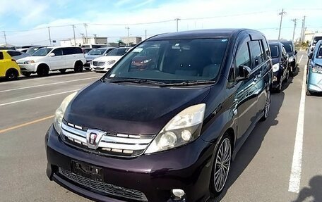 Toyota ISis I, 2013 год, 1 250 000 рублей, 15 фотография