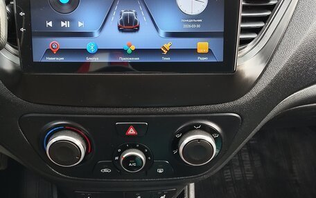 Hyundai Solaris II рестайлинг, 2017 год, 945 000 рублей, 9 фотография