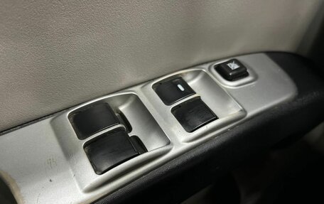 Mitsubishi L200 IV рестайлинг, 2011 год, 1 320 000 рублей, 9 фотография