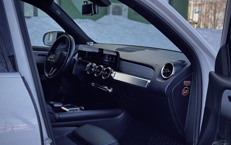 Mercedes-Benz GLB, 2020 год, 3 050 000 рублей, 16 фотография