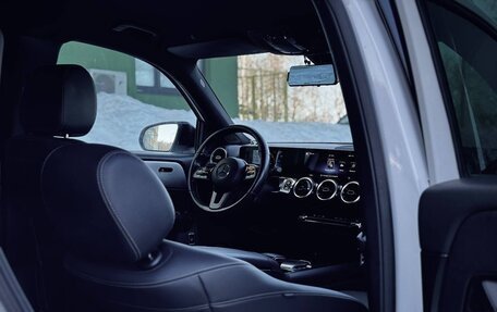 Mercedes-Benz GLB, 2020 год, 3 050 000 рублей, 18 фотография