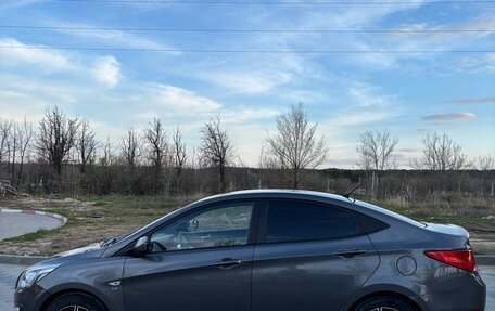 Hyundai Solaris II рестайлинг, 2016 год, 1 200 000 рублей, 2 фотография