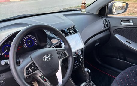 Hyundai Solaris II рестайлинг, 2016 год, 1 200 000 рублей, 9 фотография