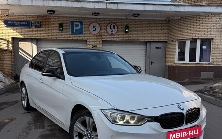BMW 3 серия, 2015 год, 1 550 000 рублей, 2 фотография