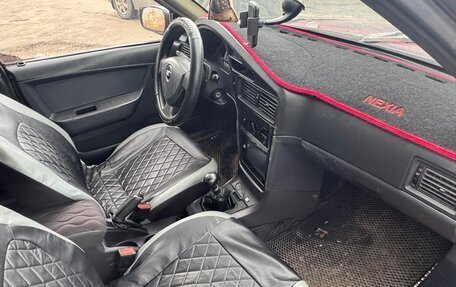 Daewoo Nexia I рестайлинг, 2013 год, 80 000 рублей, 8 фотография