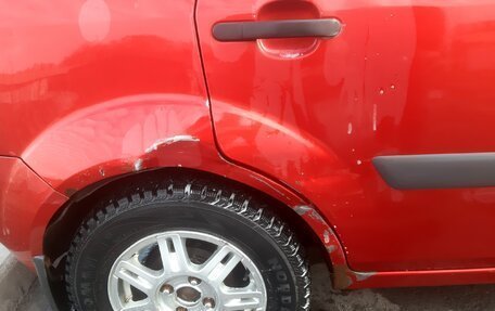 Ford Fiesta, 2006 год, 290 000 рублей, 4 фотография