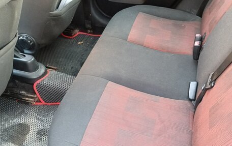 Ford Fiesta, 2006 год, 290 000 рублей, 16 фотография