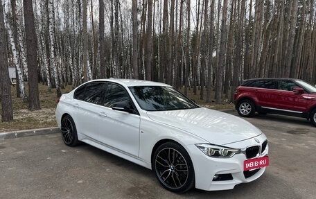 BMW 3 серия, 2018 год, 2 350 000 рублей, 2 фотография