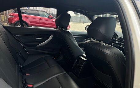 BMW 3 серия, 2018 год, 2 350 000 рублей, 9 фотография