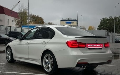 BMW 3 серия, 2018 год, 2 350 000 рублей, 17 фотография