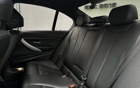 BMW 3 серия, 2018 год, 2 350 000 рублей, 31 фотография