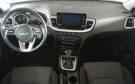 KIA cee'd III, 2022 год, 1 970 000 рублей, 9 фотография
