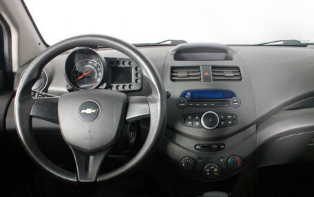 Chevrolet Spark III, 2012 год, 635 000 рублей, 3 фотография