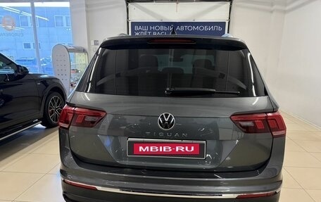 Volkswagen Tiguan II, 2021 год, 2 789 000 рублей, 5 фотография