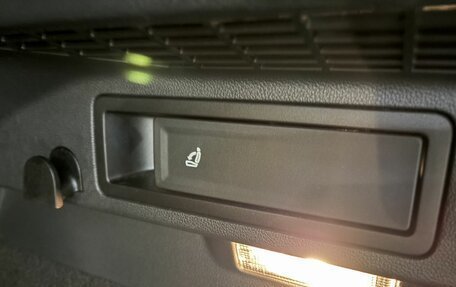 Volkswagen Tiguan II, 2021 год, 2 789 000 рублей, 19 фотография