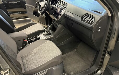 Volkswagen Tiguan II, 2021 год, 2 789 000 рублей, 12 фотография