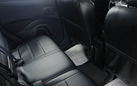 Mitsubishi Outlander III рестайлинг 3, 2011 год, 1 099 000 рублей, 10 фотография