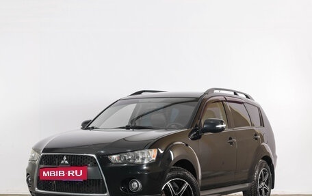 Mitsubishi Outlander III рестайлинг 3, 2011 год, 1 099 000 рублей, 4 фотография