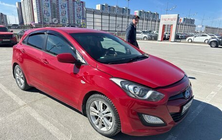 Hyundai i30 II рестайлинг, 2012 год, 990 000 рублей, 2 фотография