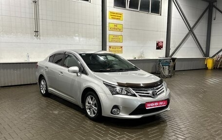 Toyota Avensis III рестайлинг, 2012 год, 1 300 000 рублей, 1 фотография