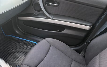 BMW 3 серия, 2011 год, 1 150 000 рублей, 2 фотография