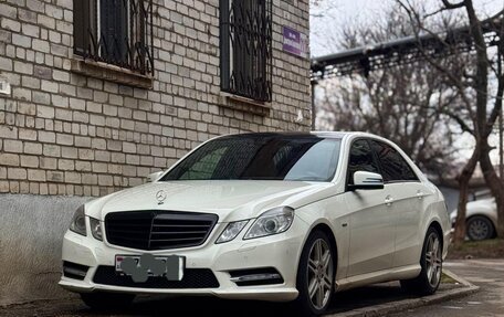 Mercedes-Benz E-Класс, 2012 год, 1 520 000 рублей, 2 фотография