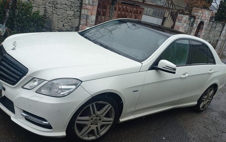 Mercedes-Benz E-Класс, 2012 год, 1 520 000 рублей, 14 фотография