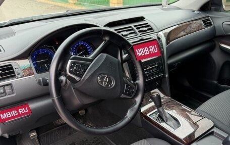 Toyota Camry, 2016 год, 2 249 000 рублей, 10 фотография