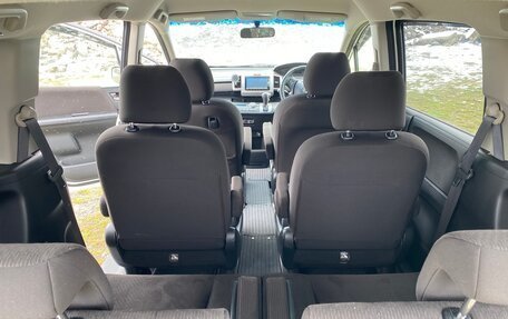 Honda Freed I, 2014 год, 1 250 000 рублей, 6 фотография