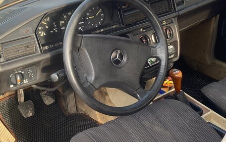 Mercedes-Benz 190 (W201), 1986 год, 180 000 рублей, 9 фотография