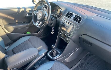 Volkswagen Polo VI (EU Market), 2019 год, 1 370 000 рублей, 37 фотография