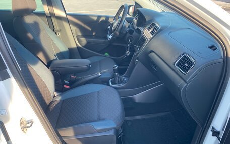 Volkswagen Polo VI (EU Market), 2019 год, 1 370 000 рублей, 36 фотография