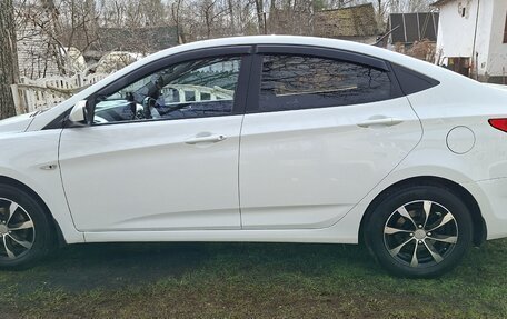 Hyundai Solaris II рестайлинг, 2013 год, 1 100 000 рублей, 7 фотография