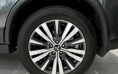 Mitsubishi Outlander III рестайлинг 3, 2019 год, 2 599 000 рублей, 22 фотография