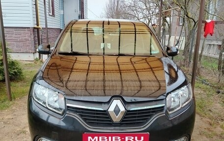 Renault Logan II, 2016 год, 760 000 рублей, 2 фотография