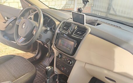 Renault Logan II, 2016 год, 760 000 рублей, 7 фотография