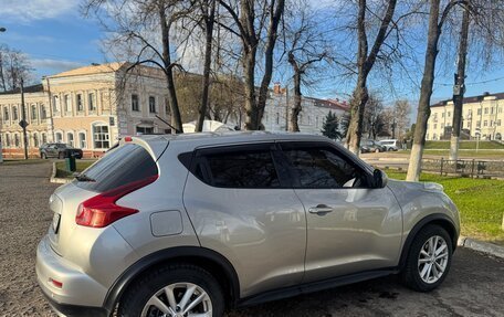 Nissan Juke II, 2011 год, 870 000 рублей, 9 фотография
