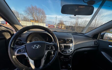 Hyundai Solaris II рестайлинг, 2015 год, 1 070 000 рублей, 8 фотография