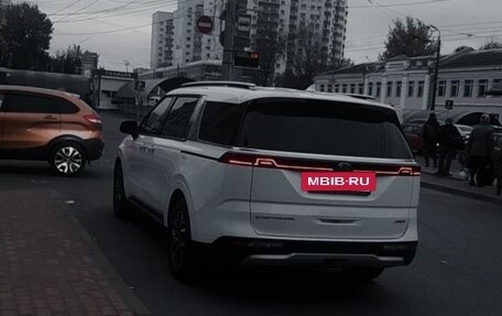 KIA Carnival, 2021 год, 3 900 000 рублей, 3 фотография