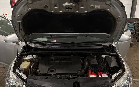 Toyota Avensis III рестайлинг, 2012 год, 1 300 000 рублей, 6 фотография