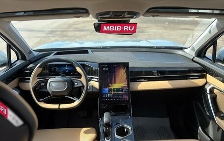 Geely Atlas, 2023 год, 2 600 000 рублей, 21 фотография