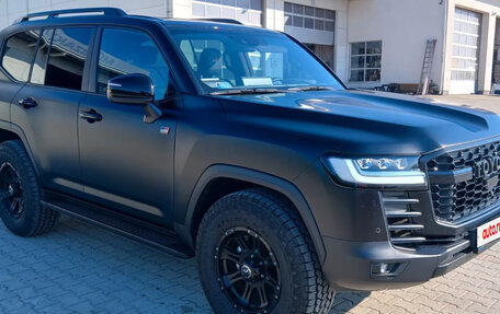 Toyota Land Cruiser, 2023 год, 9 500 000 рублей, 3 фотография