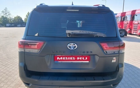 Toyota Land Cruiser, 2023 год, 9 500 000 рублей, 6 фотография