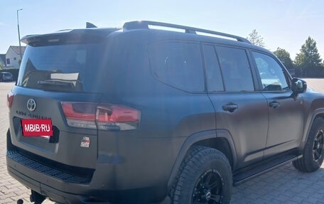 Toyota Land Cruiser, 2023 год, 9 500 000 рублей, 7 фотография