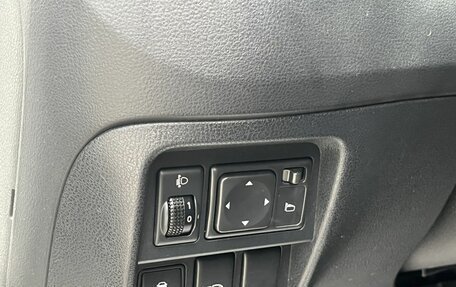 Nissan Juke II, 2011 год, 780 000 рублей, 12 фотография