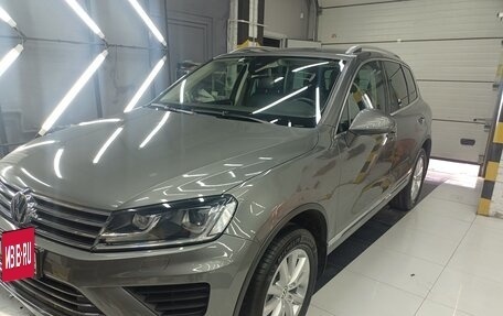 Volkswagen Touareg III, 2015 год, 2 970 000 рублей, 20 фотография